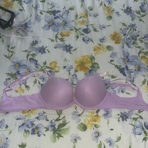 Victoria secret lavender bra 34a